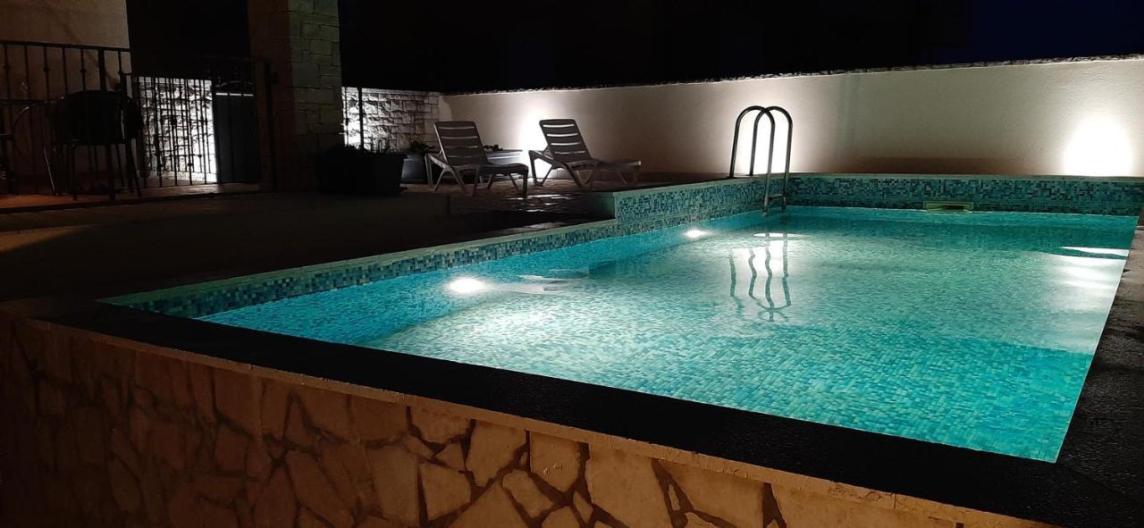 Traumferienwohnung Mit Privatem Pool & Gemuetlicher Grillecke Am Meer, Kroatien, Istrien, Liznjan Bei Medulin - Bester Urlaub An Der Adria, Fuer Paare Ližnjan Exterior foto